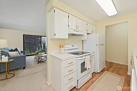 11010 NE 68th Street Kirkland WA 98033