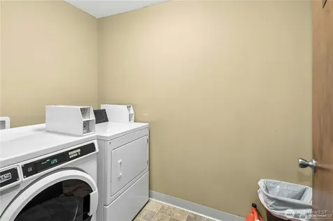 11010 NE 68th Street Kirkland WA 98033