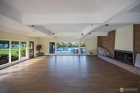 11010 NE 68th Street Kirkland WA 98033