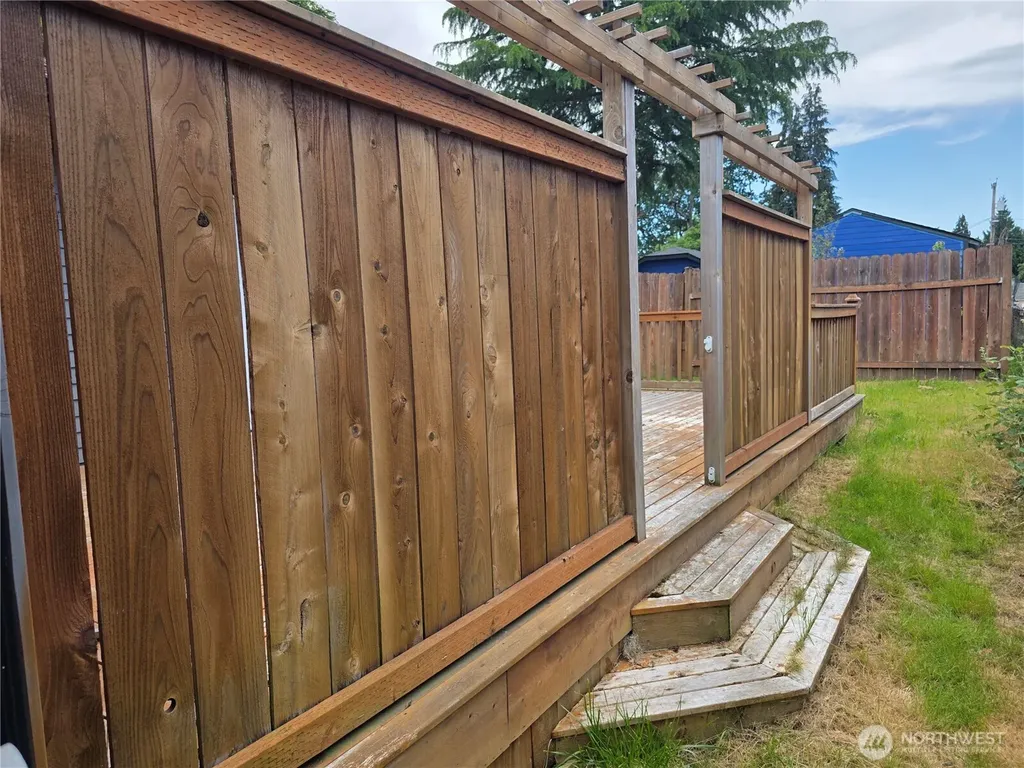 8902 Forest Road SW Lakewood WA 98498