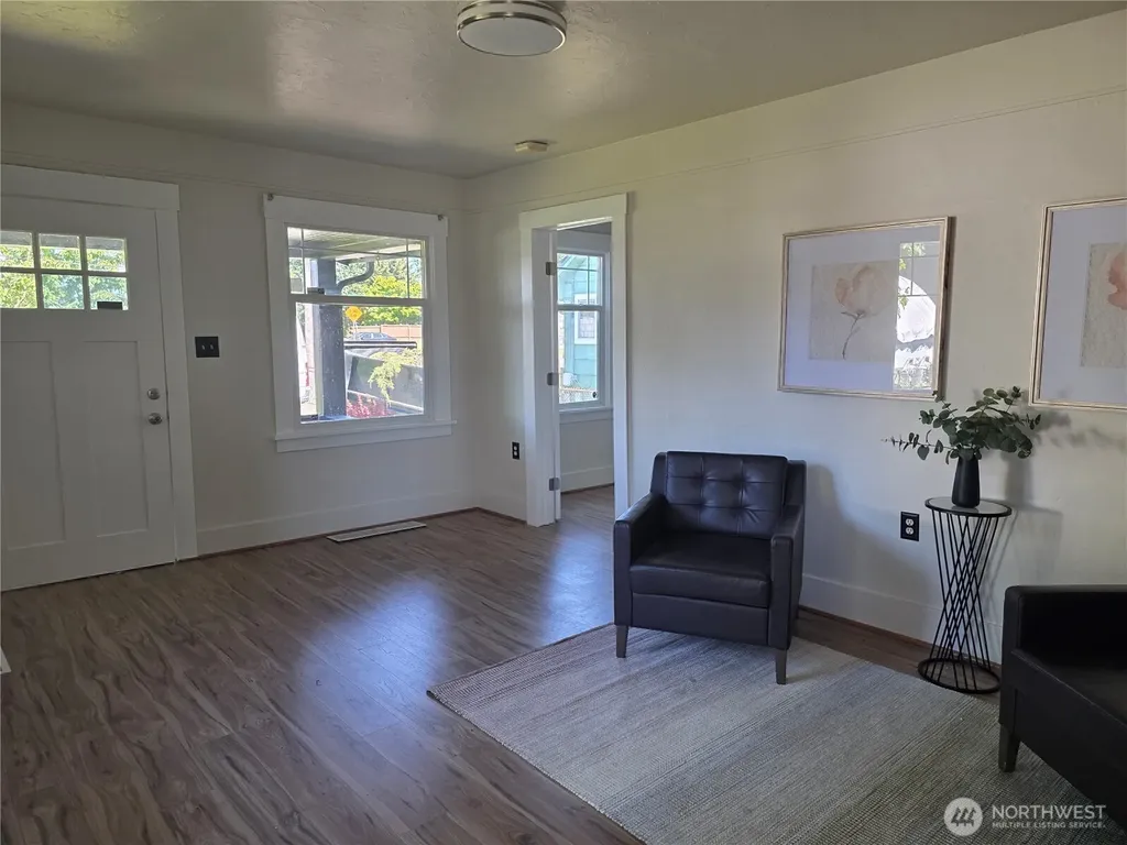 8902 Forest Road SW Lakewood WA 98498