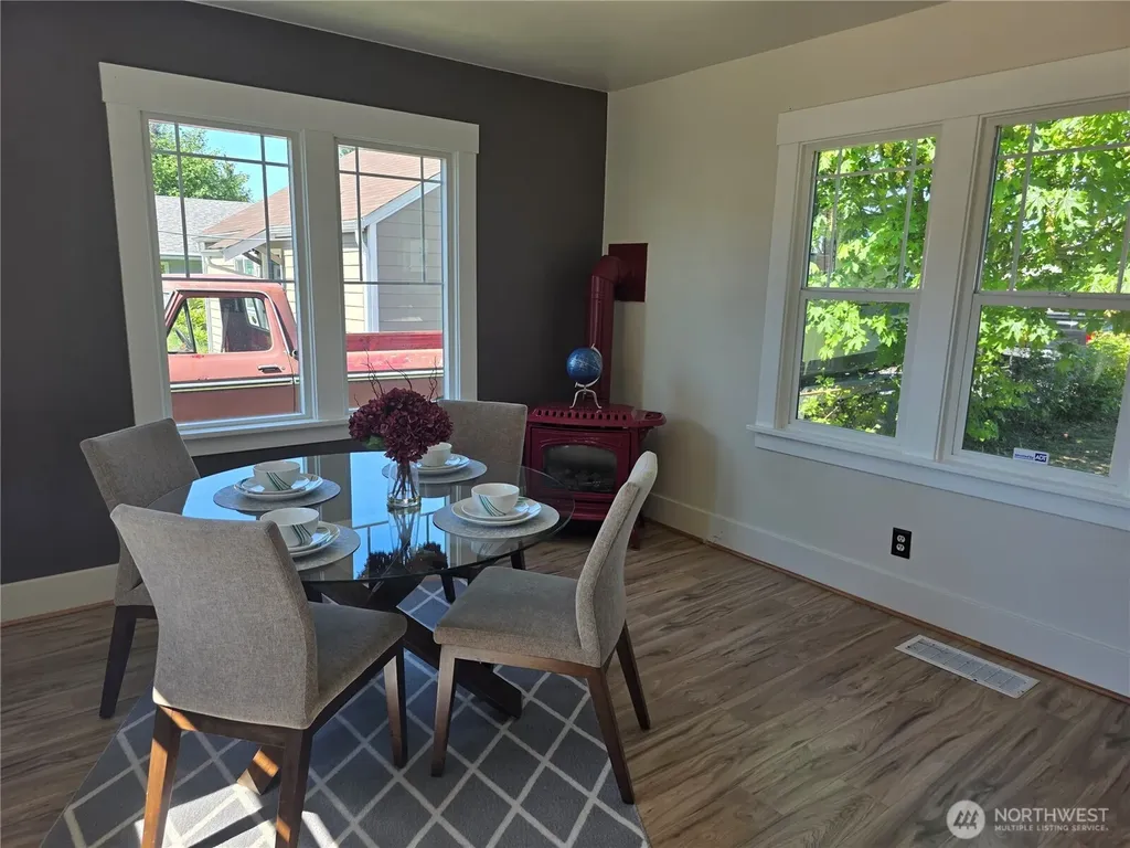 8902 Forest Road SW Lakewood WA 98498
