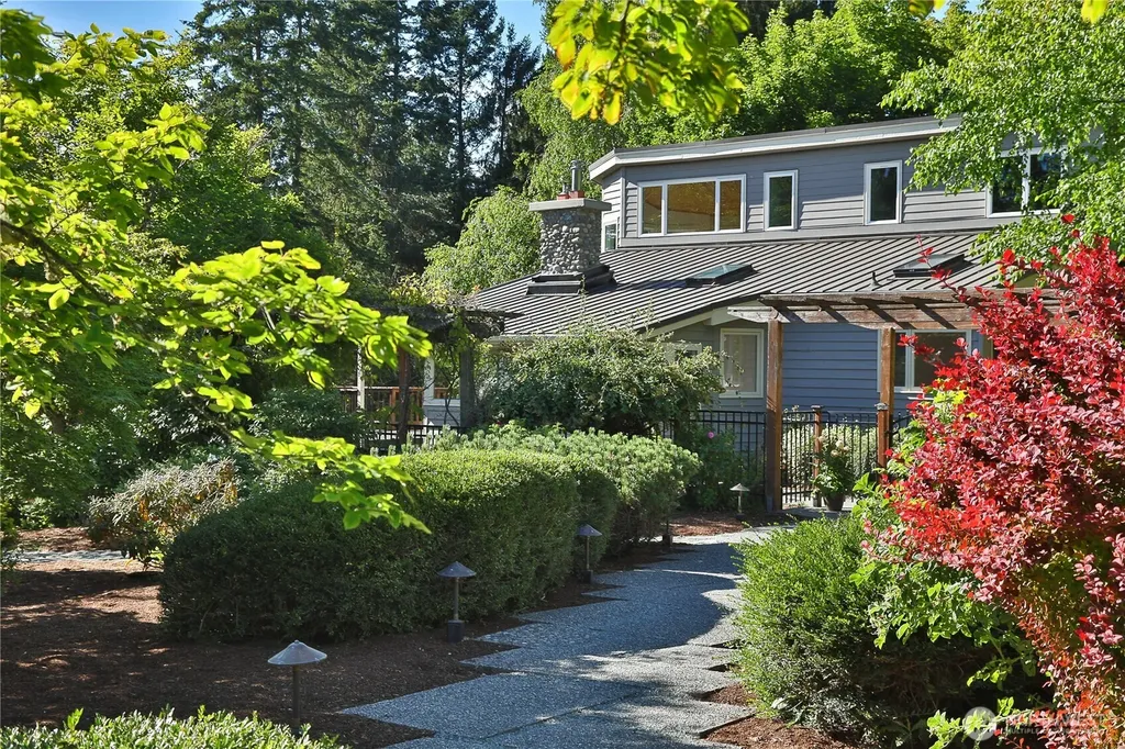 5697 Casper Court Langley WA 98260