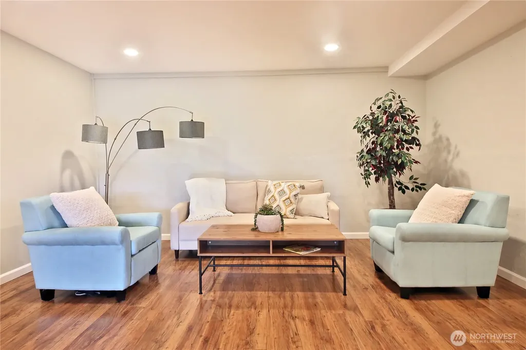 5697 Casper Court Langley WA 98260