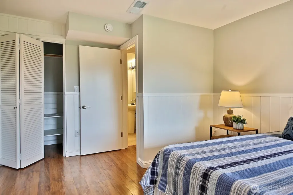 5697 Casper Court Langley WA 98260