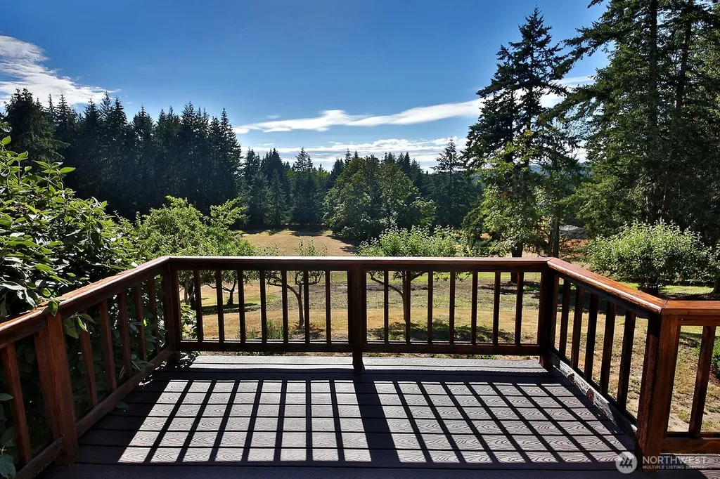 5697 Casper Court Langley WA 98260