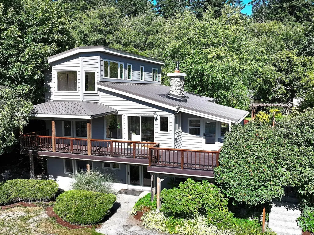 5697 Casper Court Langley WA 98260
