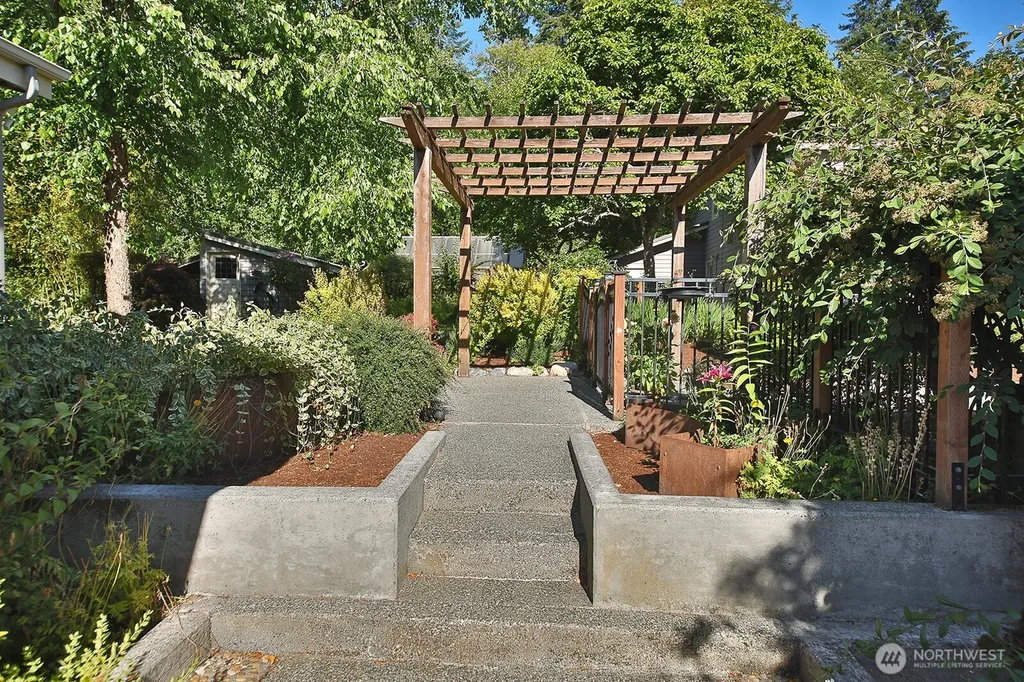 5697 Casper Court Langley WA 98260