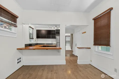 418 N 61st Street Seattle WA 98103