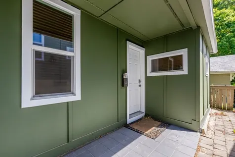 418 N 61st Street Seattle WA 98103