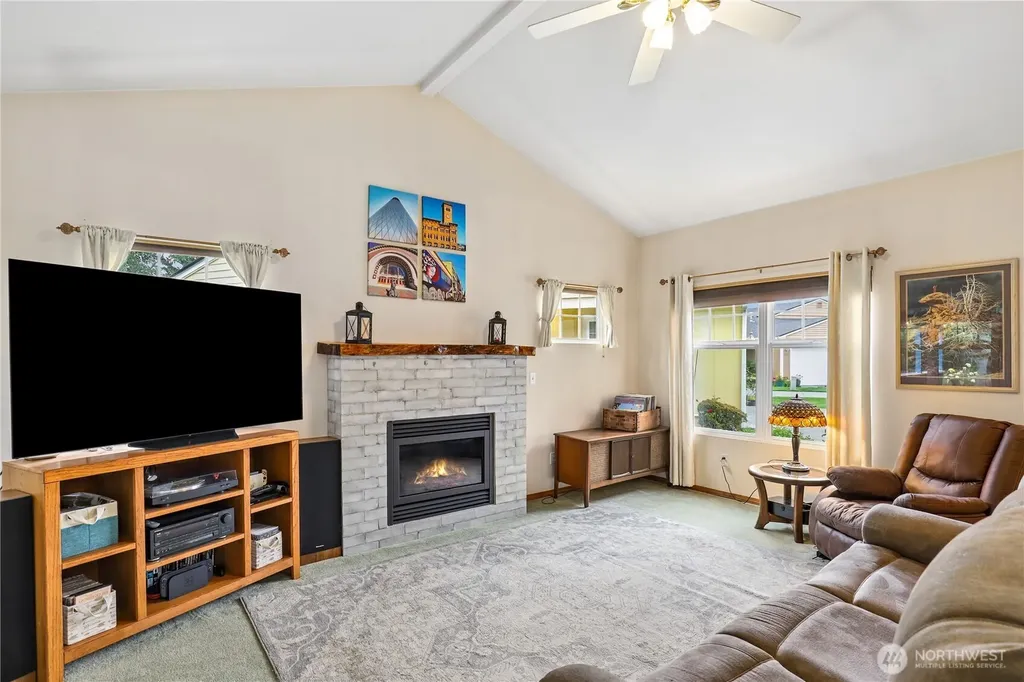 222 105th Street E Tacoma WA 98445