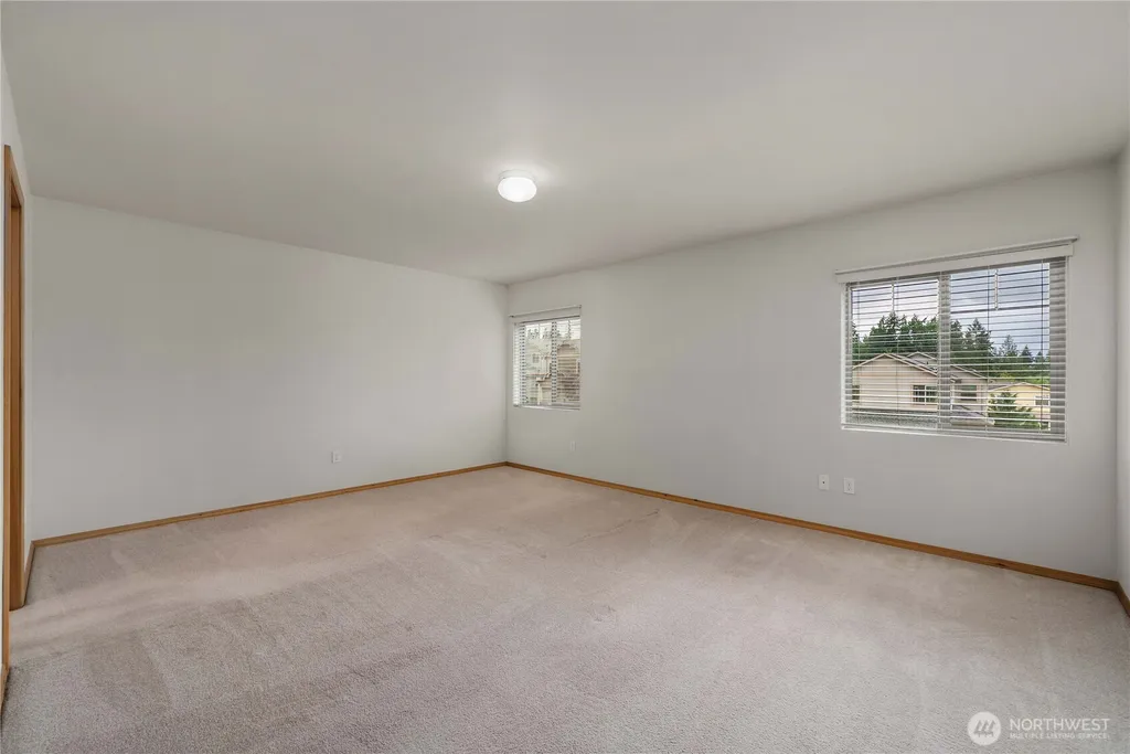391 NE Ohenry Court Poulsbo WA 98370