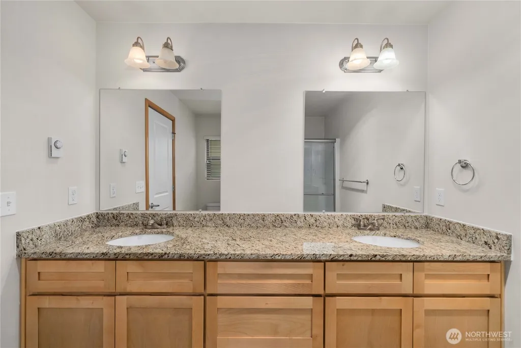 391 NE Ohenry Court Poulsbo WA 98370