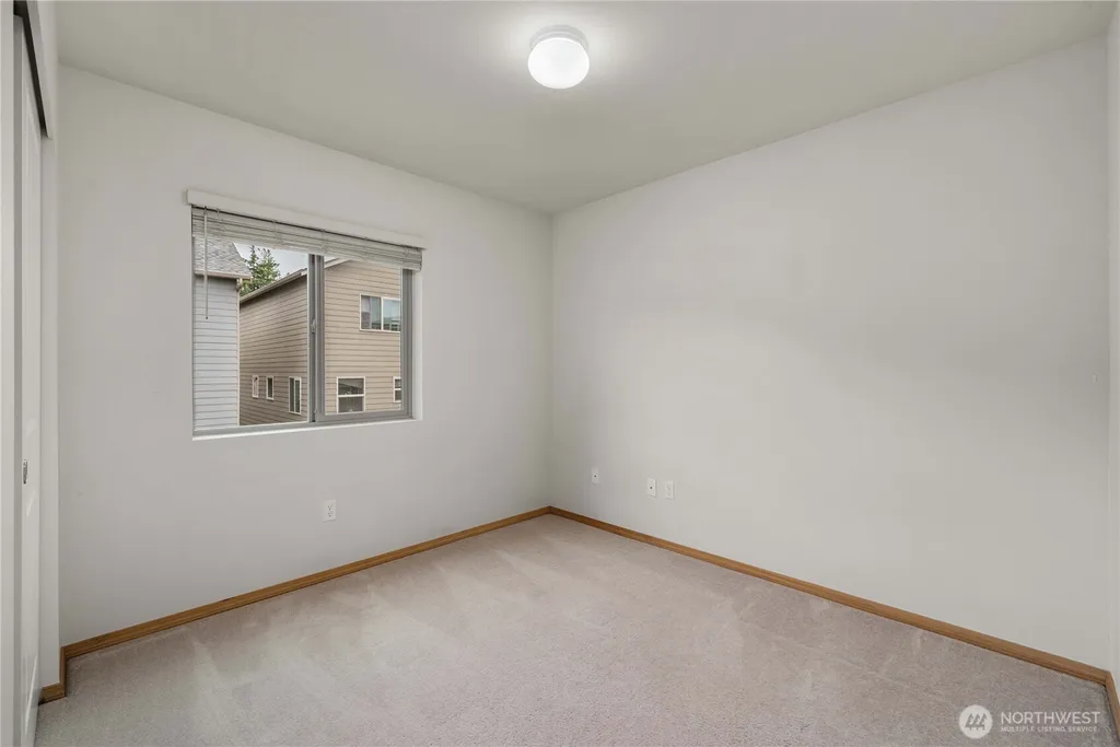 391 NE Ohenry Court Poulsbo WA 98370