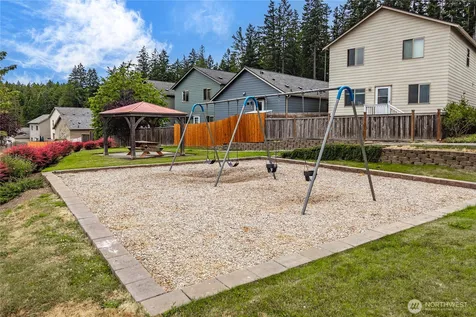 391 NE Ohenry Court Poulsbo WA 98370