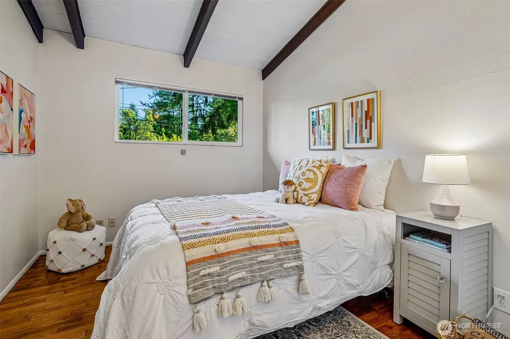 1208 NE Northgate Way Seattle WA 98125