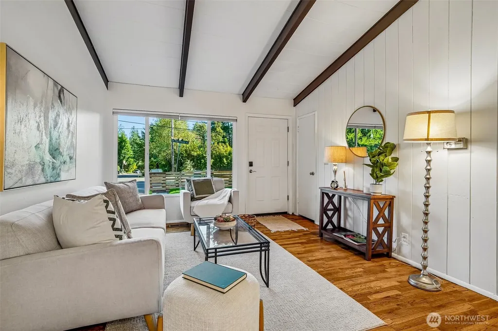 1208 NE Northgate Way Seattle WA 98125