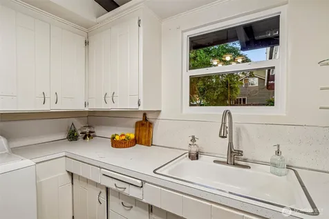 1208 NE Northgate Way Seattle WA 98125