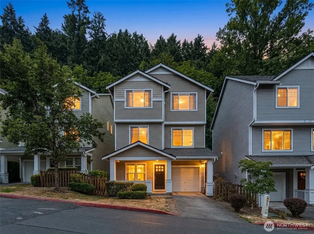 21251 S 40th Place Seatac WA 98198