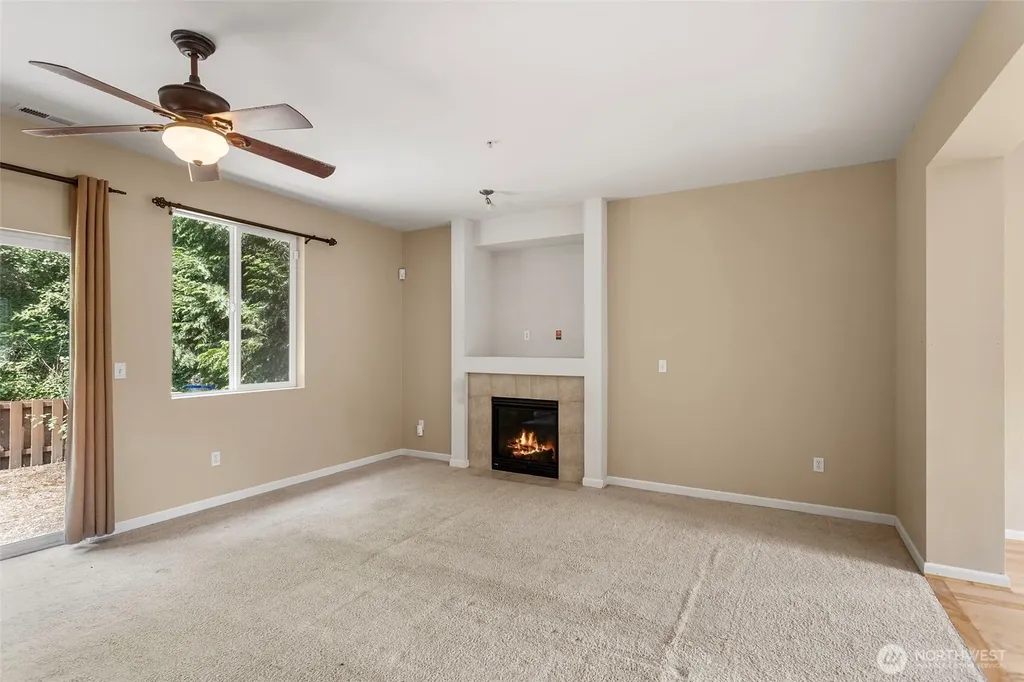 21251 S 40th Place Seatac WA 98198