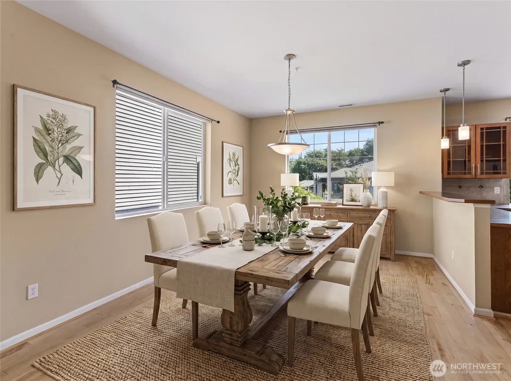 21251 S 40th Place Seatac WA 98198