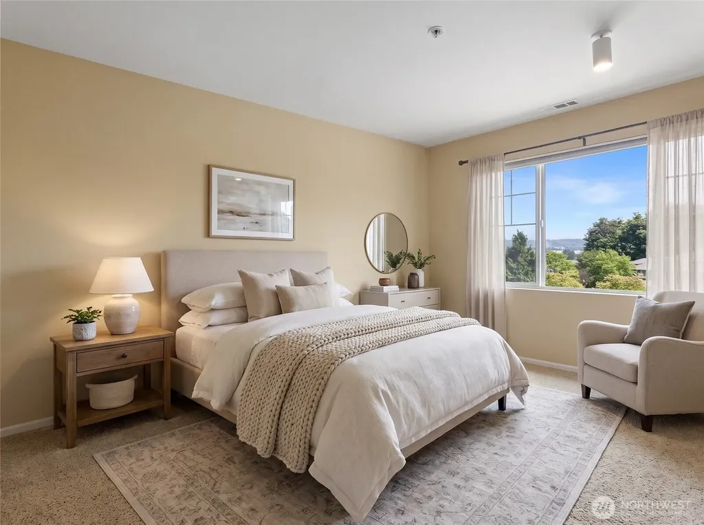 21251 S 40th Place Seatac WA 98198