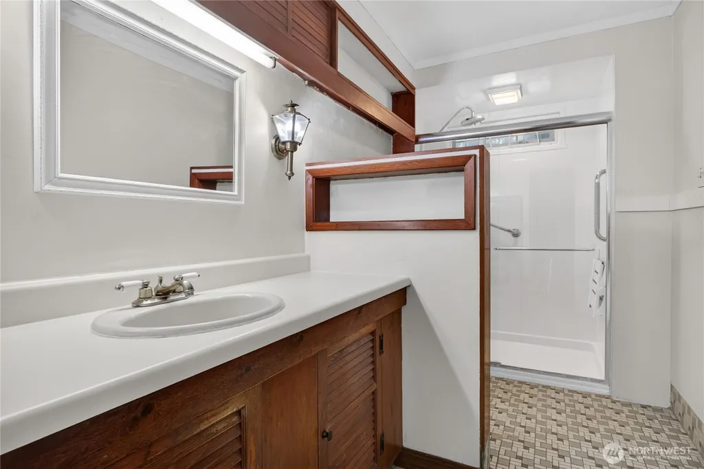 840 Crest Avenue Kent WA 98030