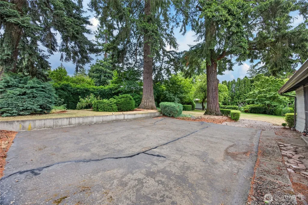 840 Crest Avenue Kent WA 98030