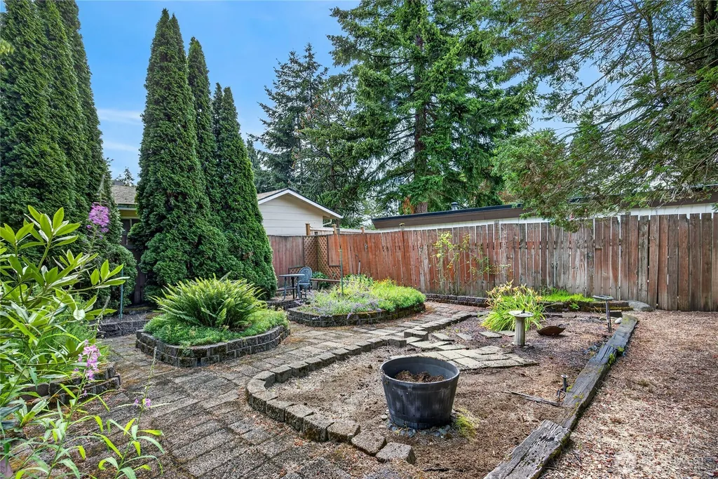 840 Crest Avenue Kent WA 98030