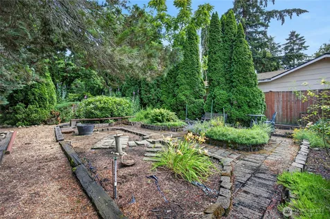 840 Crest Avenue Kent WA 98030