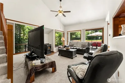2407 SE 8th Place Renton WA 98055