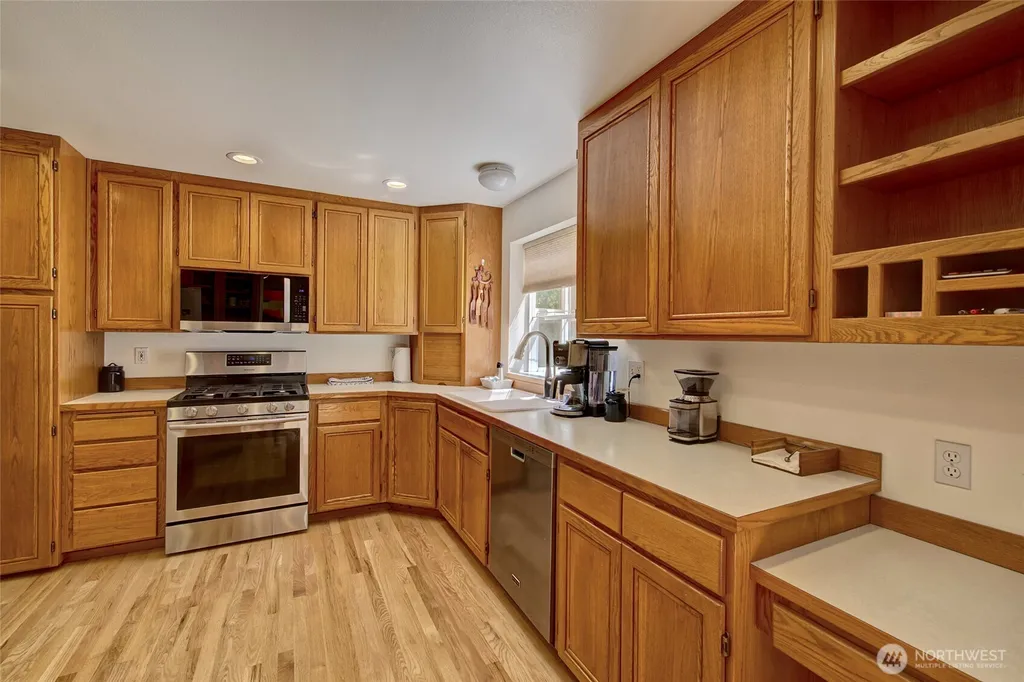 8618 154th Pl NW Stanwood WA 98292