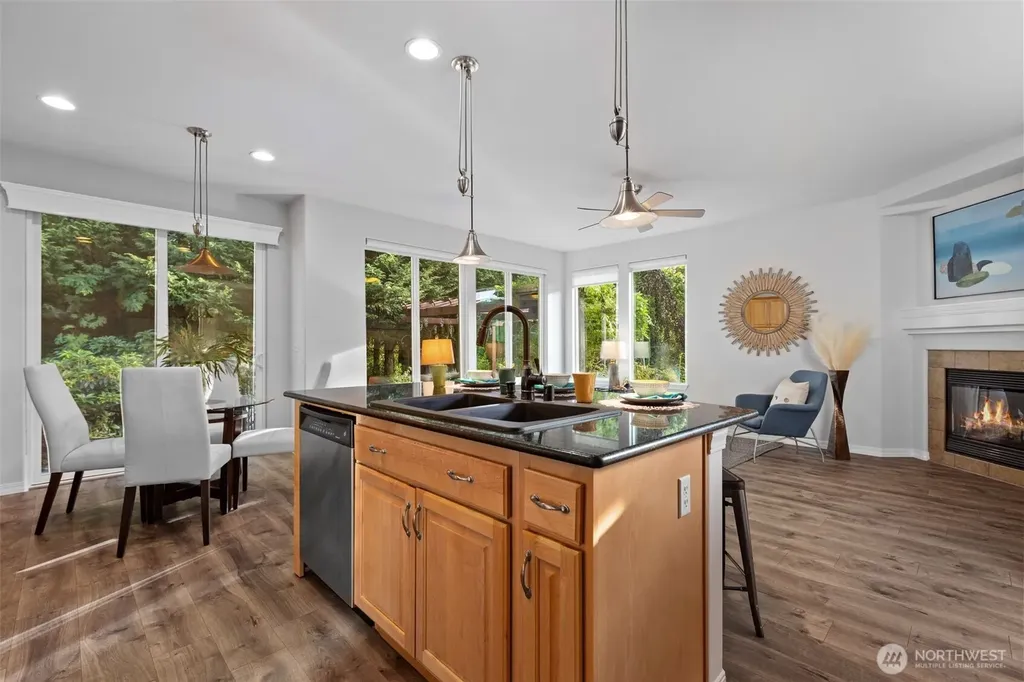 23011 NE 124th Place Redmond WA 98053