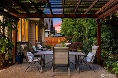 23011 NE 124th Place Redmond WA 98053