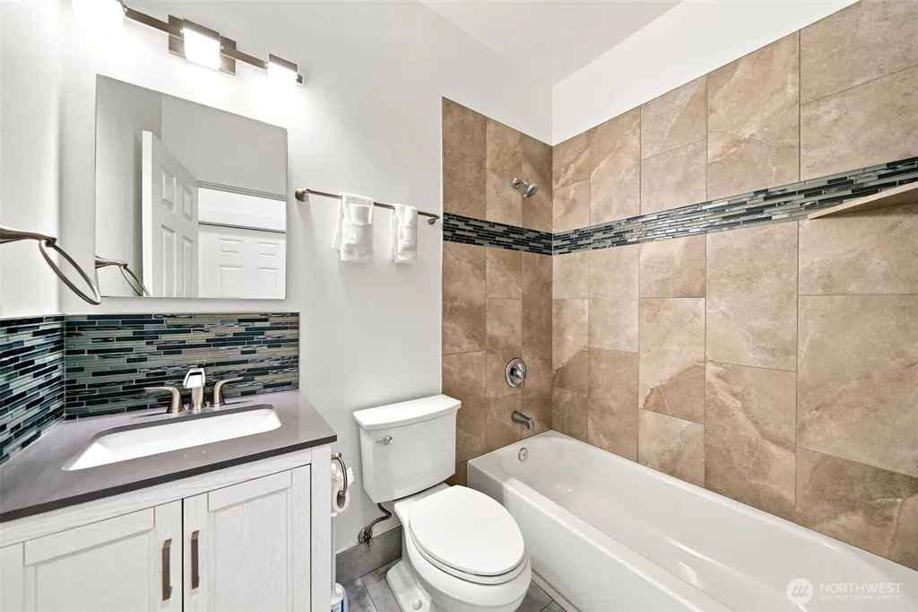 19140 NE 159th Street Woodinville WA 98272