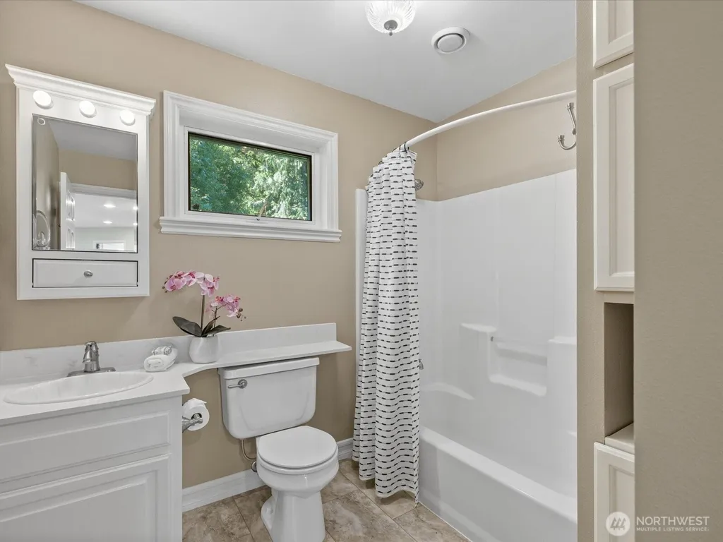 21414 92nd Avenue NE Arlington WA 98223