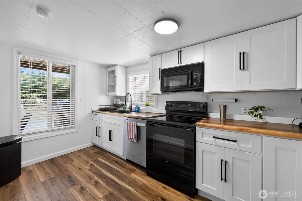 14808 131st Avenue SE Renton WA 98058