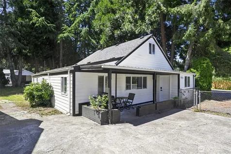 14808 131st Avenue SE Renton WA 98058