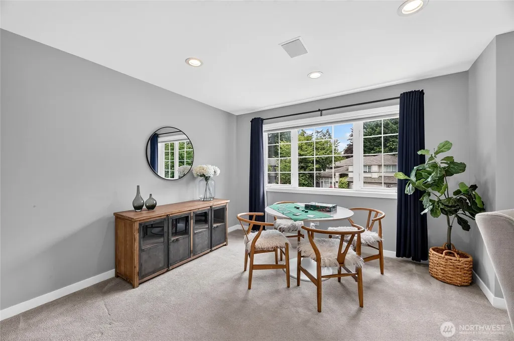 22711 SE 27th Street Sammamish WA 98075