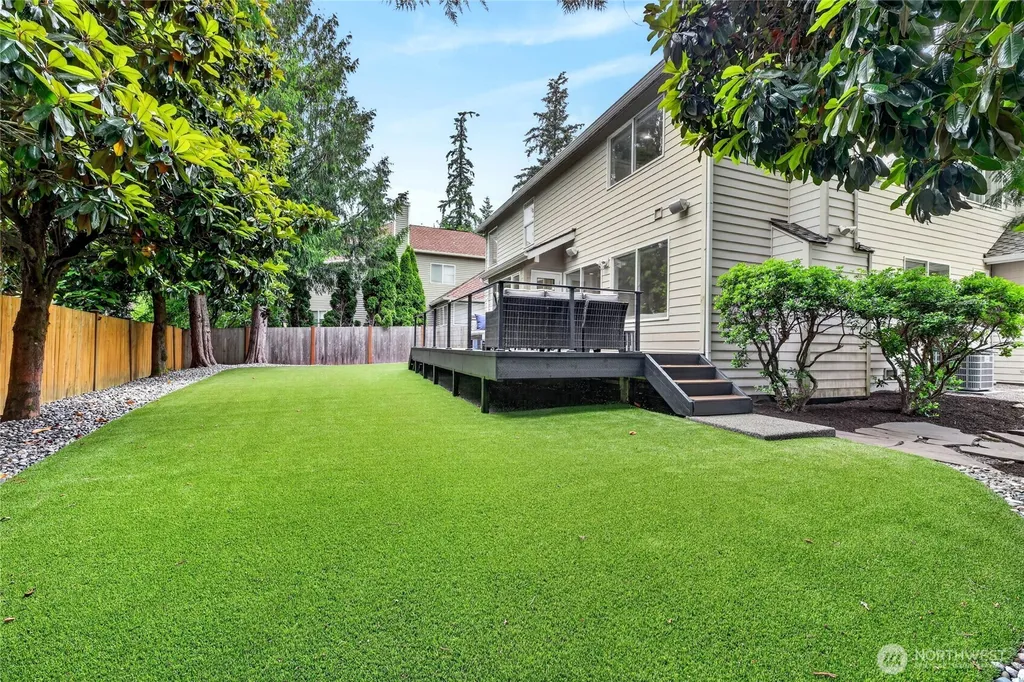 22711 SE 27th Street Sammamish WA 98075