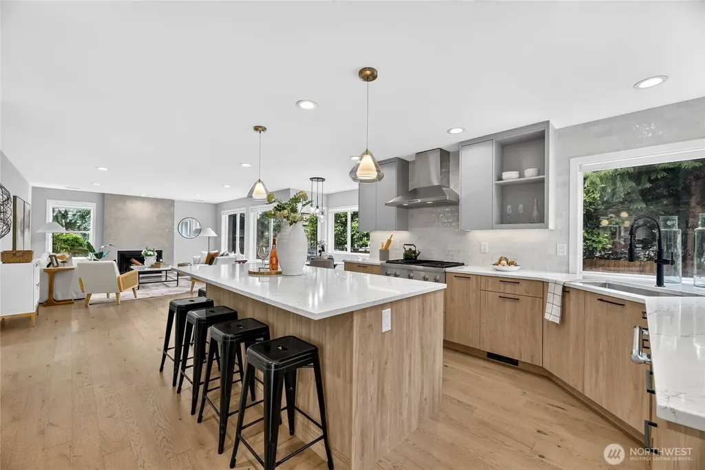 22711 SE 27th Street Sammamish WA 98075