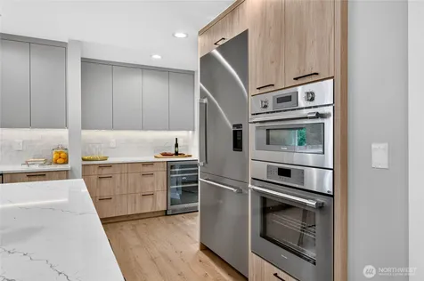 22711 SE 27th Street Sammamish WA 98075