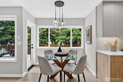 22711 SE 27th Street Sammamish WA 98075
