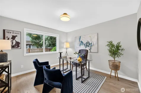 22711 SE 27th Street Sammamish WA 98075