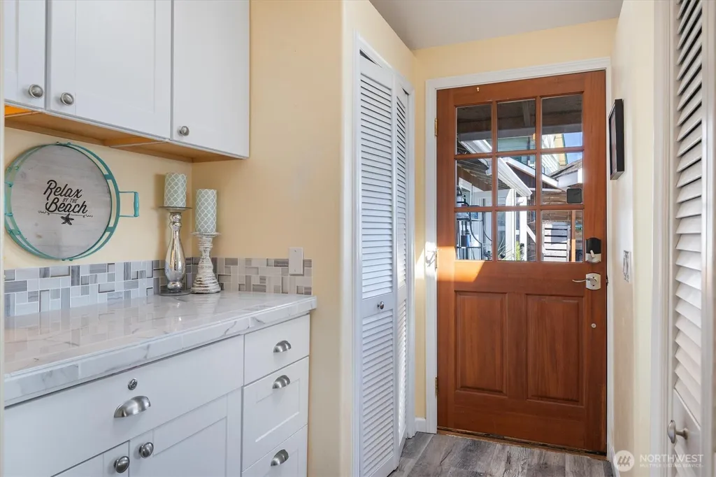 9946 Johnson Point Road NE Olympia WA 98516