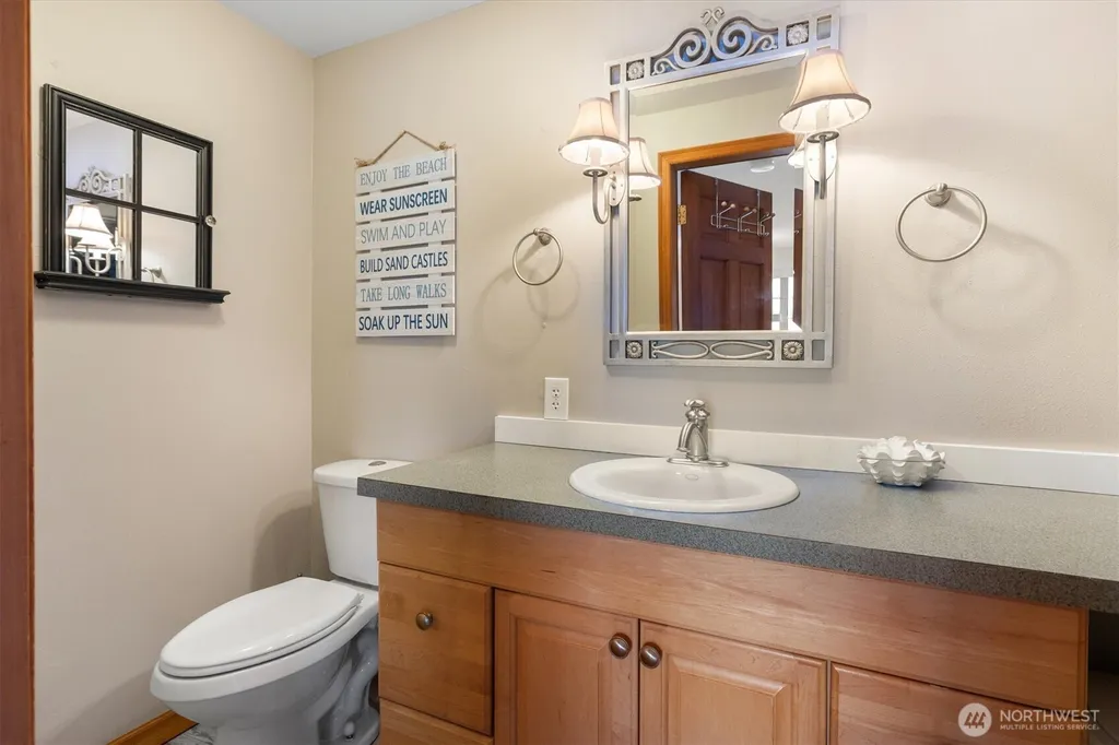 9946 Johnson Point Road NE Olympia WA 98516