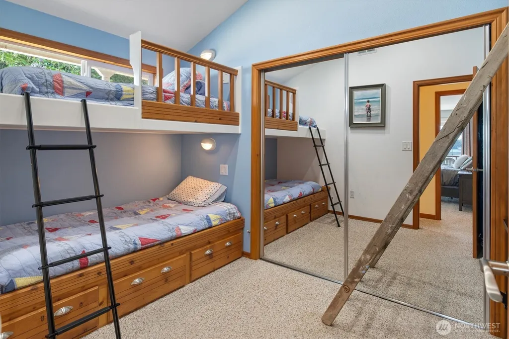 9946 Johnson Point Road NE Olympia WA 98516