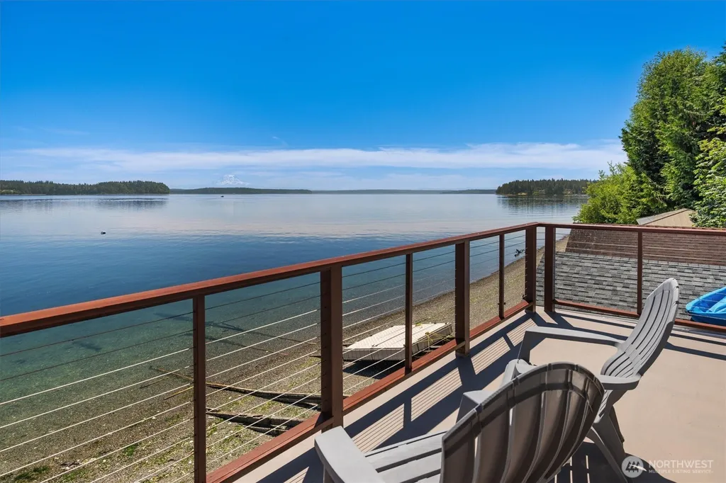 9946 Johnson Point Road NE Olympia WA 98516
