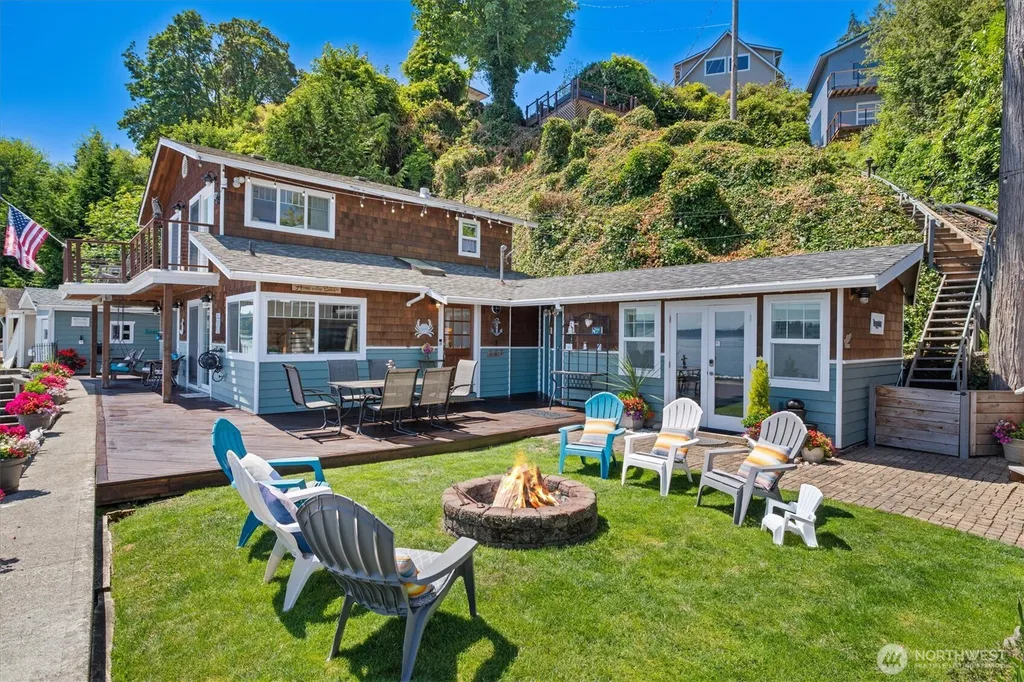 9946 Johnson Point Road NE Olympia WA 98516