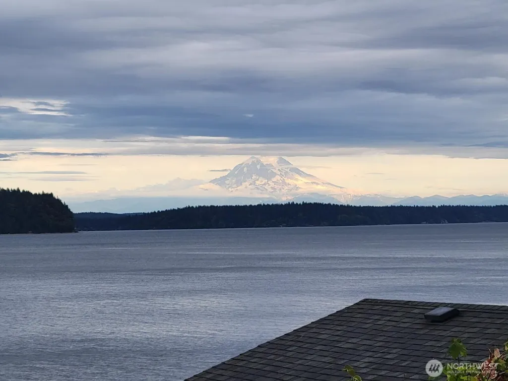 9946 Johnson Point Road NE Olympia WA 98516